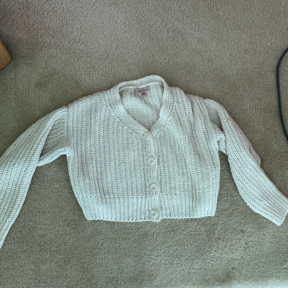 white croptop sweater